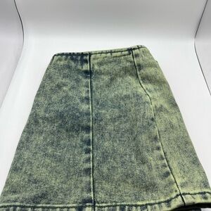 Denim Skirt Set in Washed Green